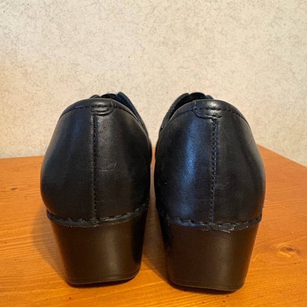 Dansko Tamara Elegant Black Leather Women's Clogs Shoes 37 Size US 7 - Picture 6 of 11